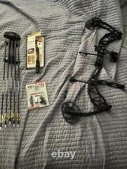 Blackout Epic X2 Compound Bow Package Deal RTH 342fps