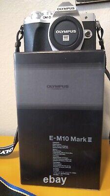 Olympus OM-D E-M10 Mark III Digital Camera with Lumix 20MM Lens + (package deal)