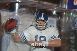 THE MANNING BROTHERS McFARLANE SPECIAL PACKAGE DEAL ELI GIANTS & PEYTON COLTS