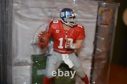 THE MANNING BROTHERS McFARLANE SPECIAL PACKAGE DEAL ELI GIANTS & PEYTON COLTS