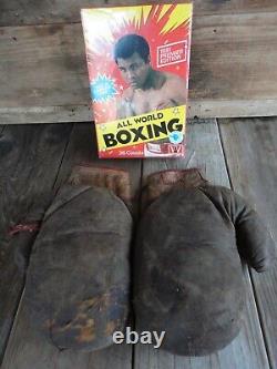 Vtg Spalding Leather Boxing Gloves & Sealed Box NOS Trading Cards A Package Deal